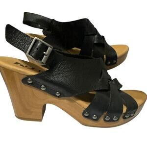 Korks Barango Wooden block heels Sandal Leather Cushioned Footbed Black  Size 8